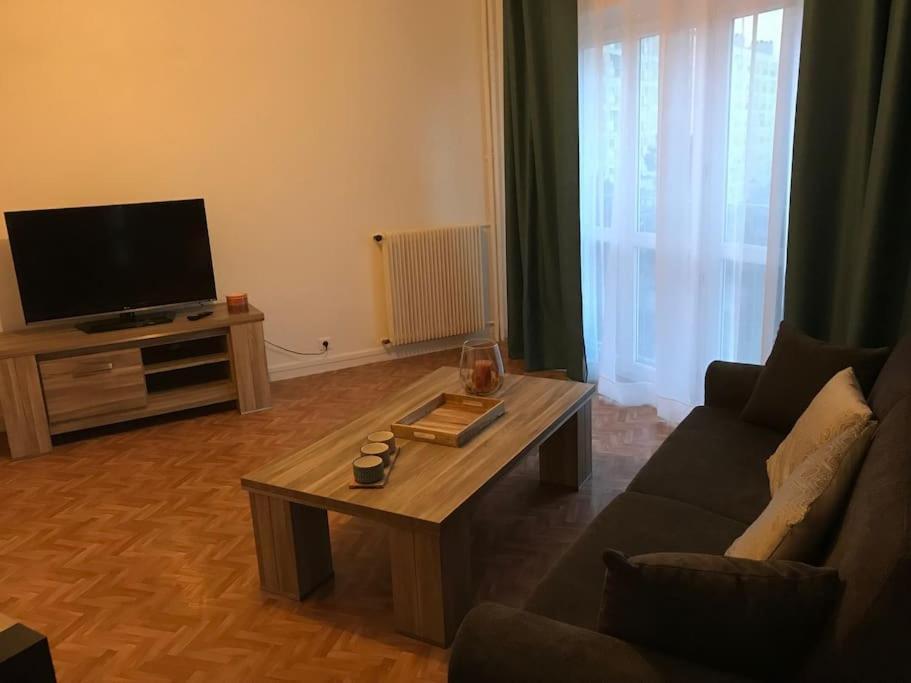 Secteur Hopital Universites Et Centre Sportif Saint-André-les-Vergers 외부 사진